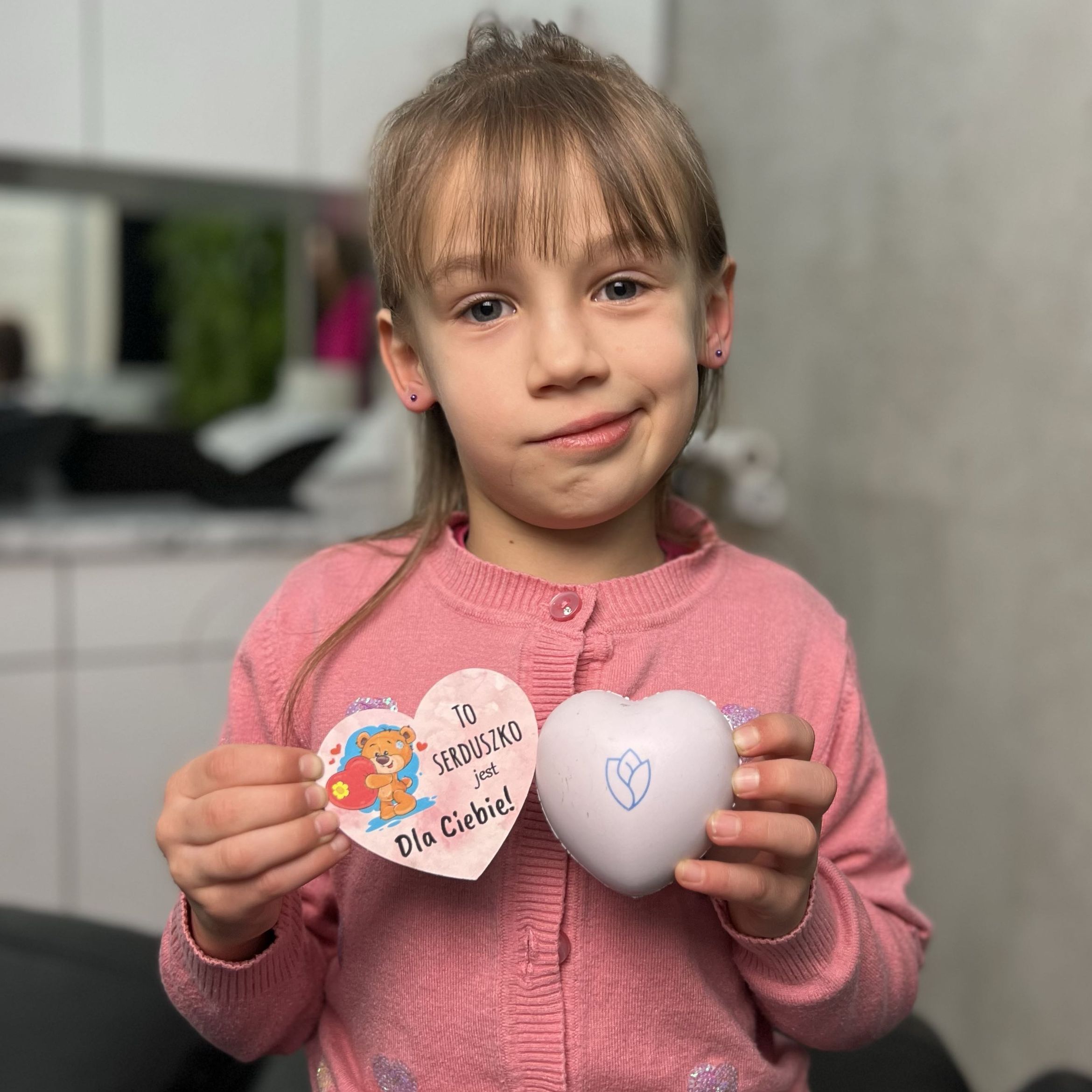 Podstawowe przekłucie uszu u dziecka