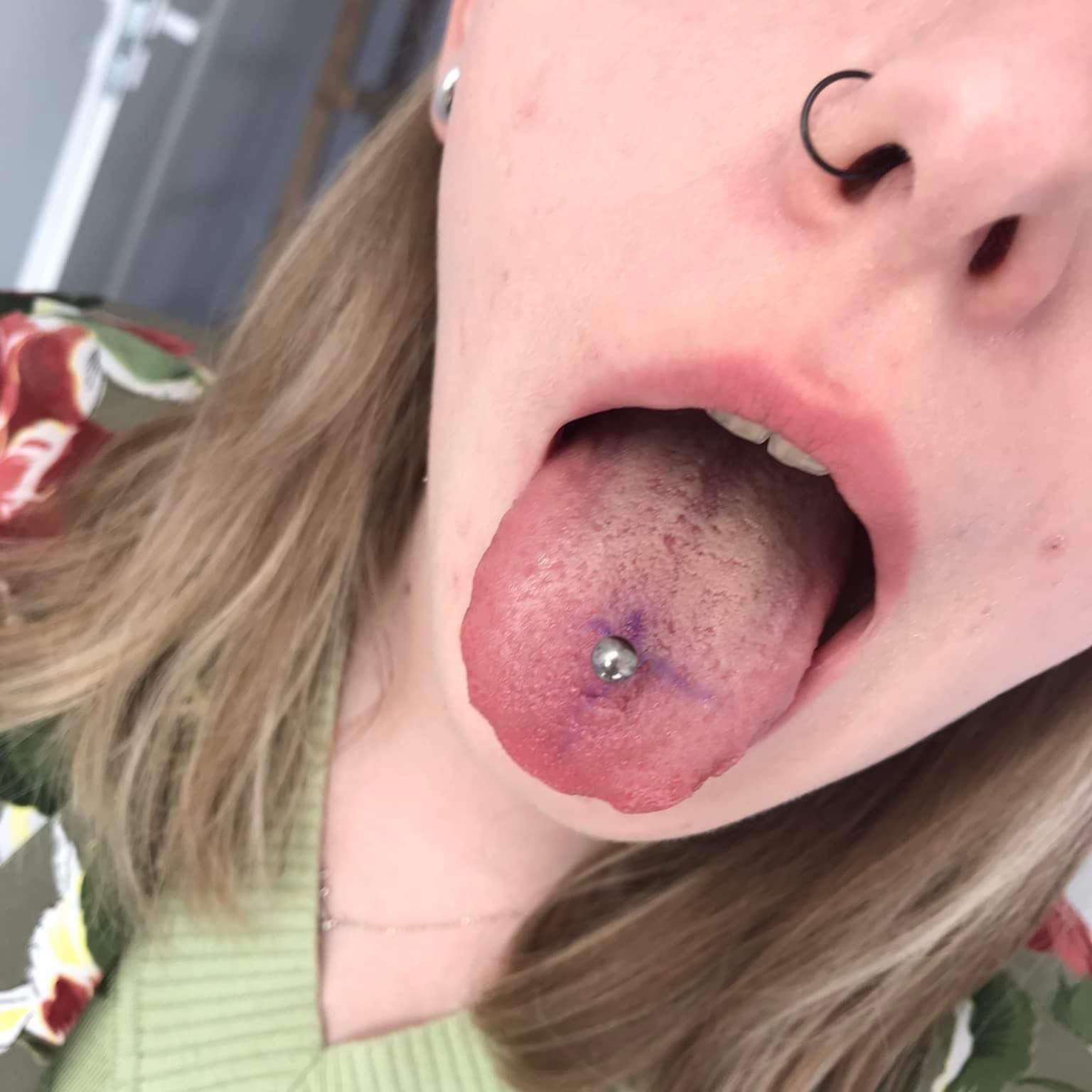 TOUNGE - piercing języka